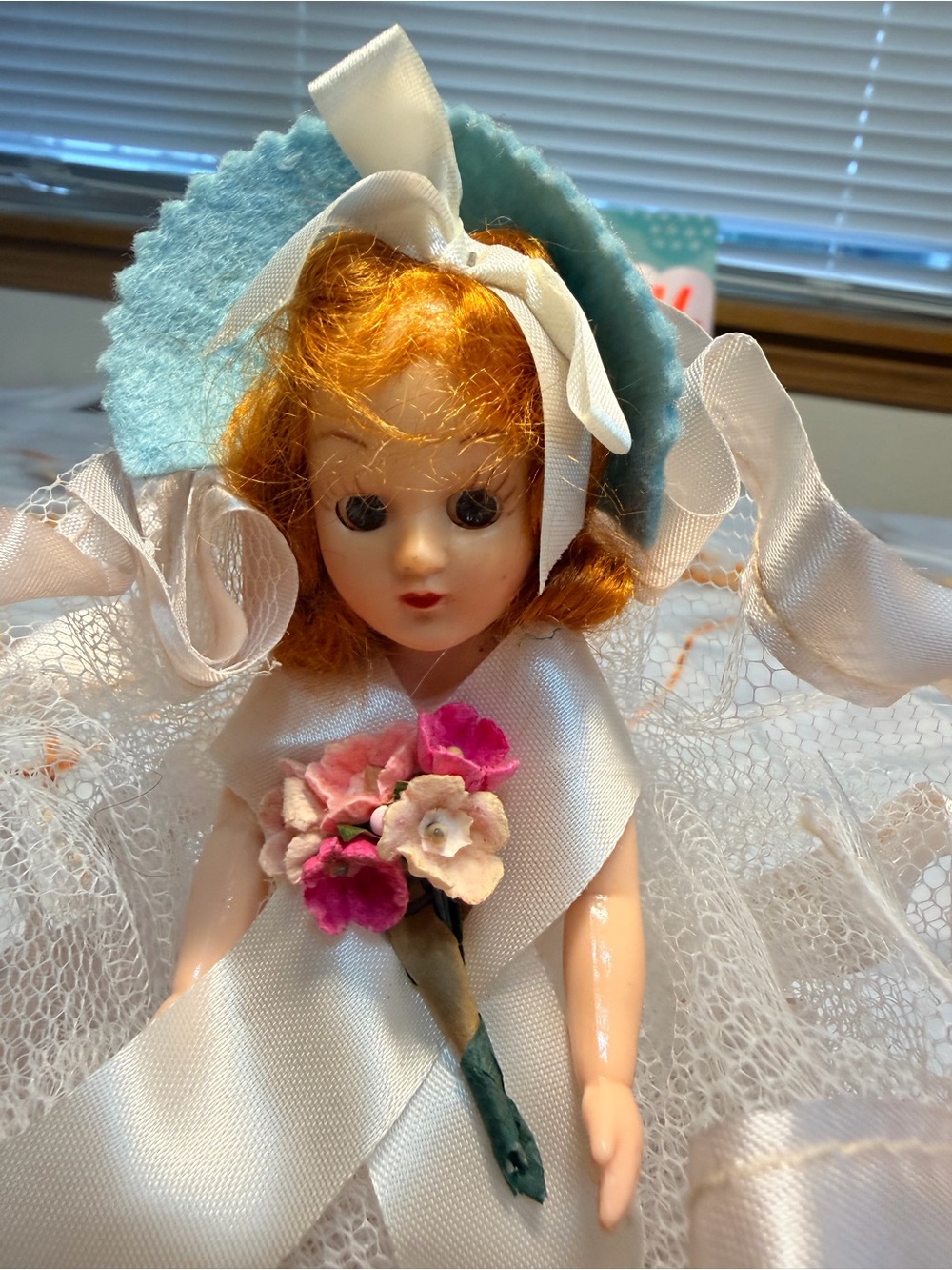 Knickerbocker doll - Picture 2 of 9